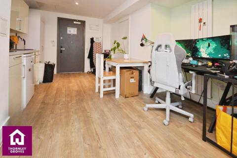1 bedroom flat for sale, Scholes Street, Greater Manchester OL1