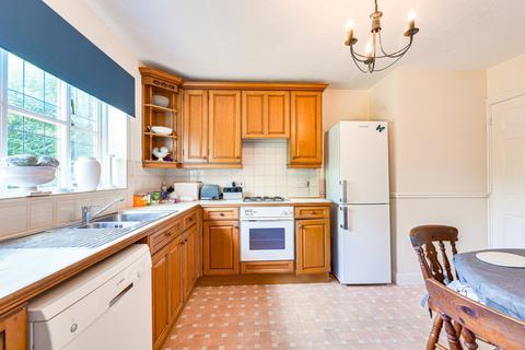 undefined, Crowstone Road, Westcliff-on-sea, SS0