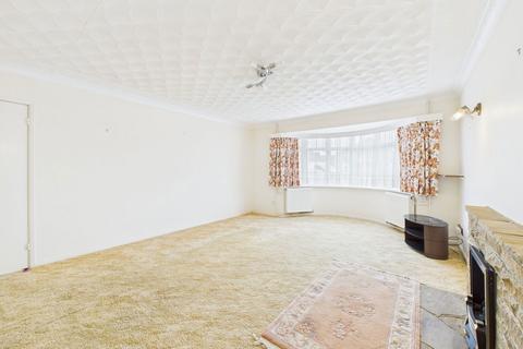 24 Vermont Way, East Preston, Littlehampton, BN16 1JX