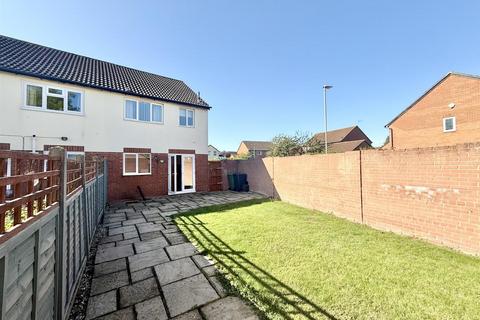 Clomoney Way, Longlevens GL2
