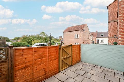 2 bedroom terraced house for sale, Florentines Court, Allhallowgate, Ripon