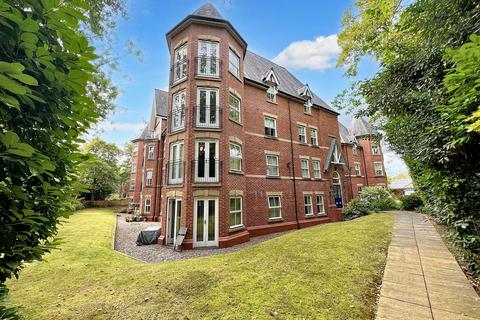 undefined, Sandwich Road, Eccles, M30