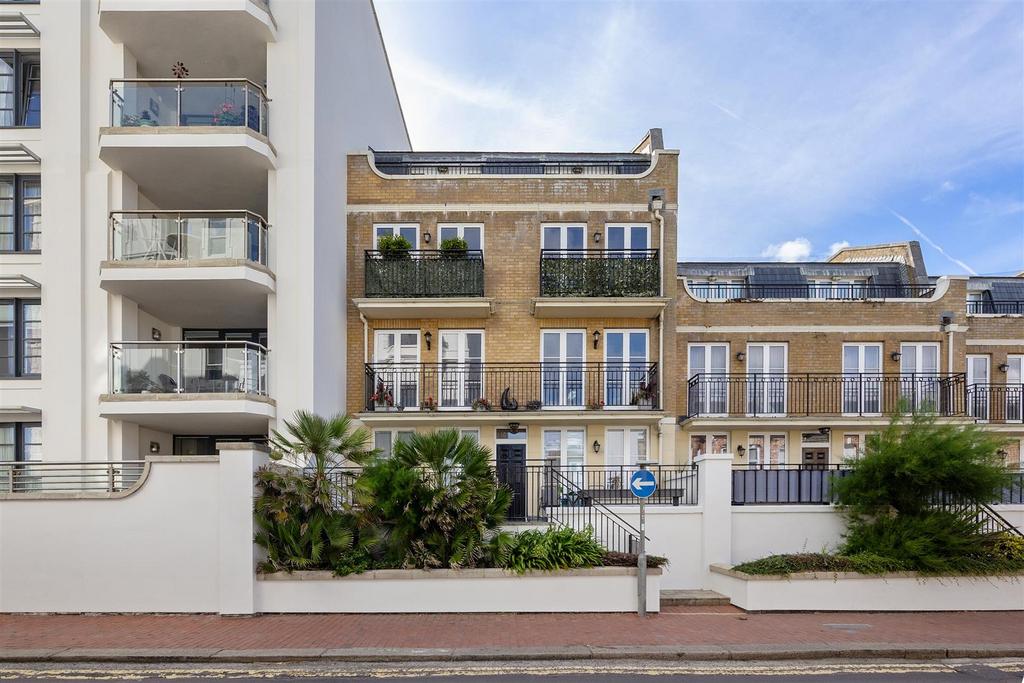 Steyne Gardens, Warnes 60-019 (1).jpg