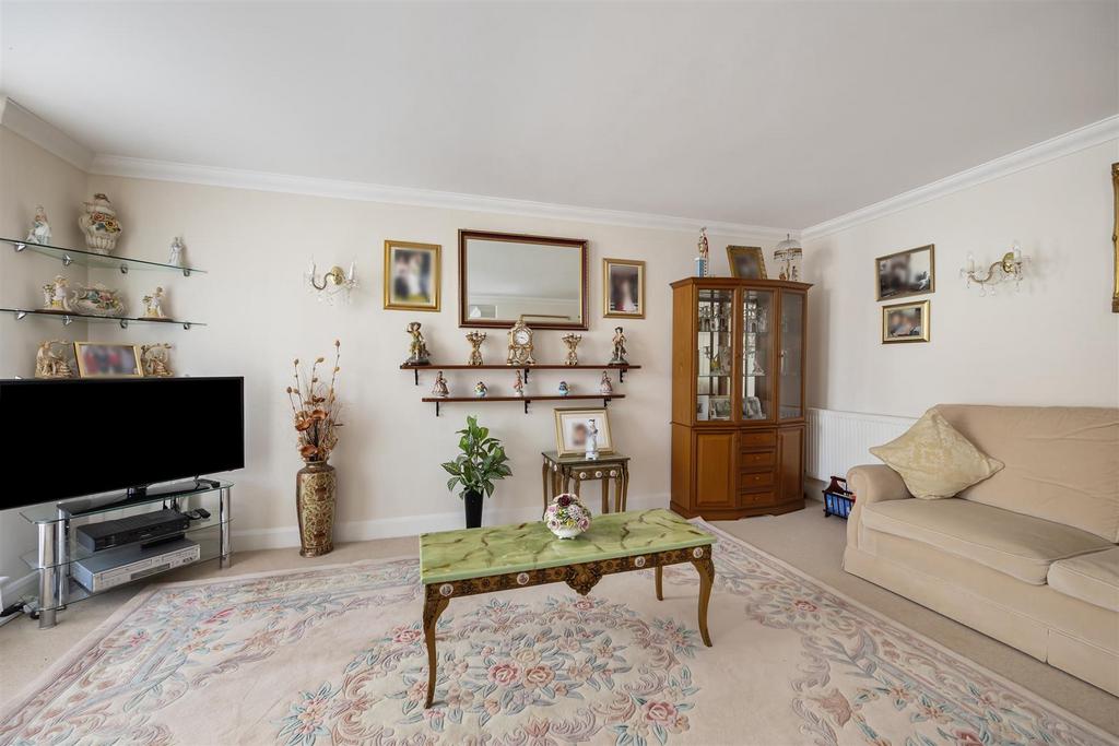 Steyne Gardens, Warnes 60-013.jpg