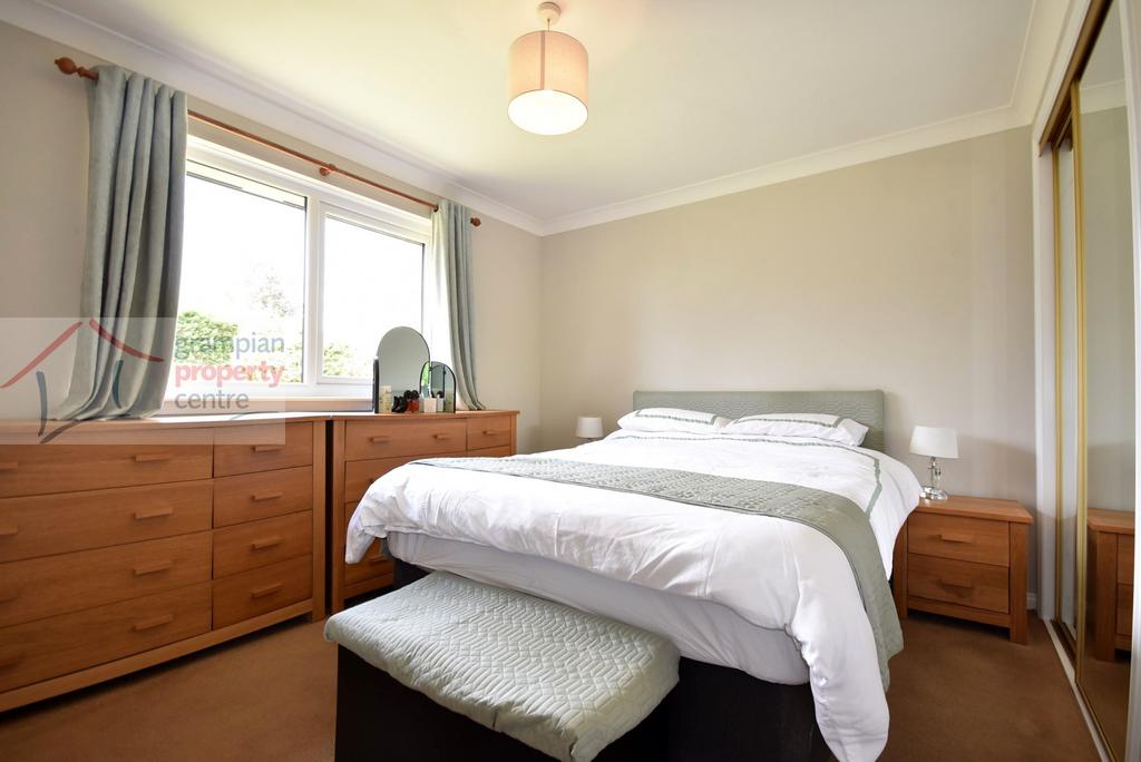 Bed 1.JPG
