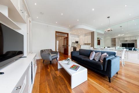 2 bedroom flat to rent, Prince of Wales Terrace, LONDON W8
