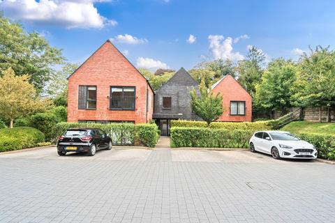 2 bedroom flat for sale, Fairlinch Close, Winchester, Hampshire, SO22