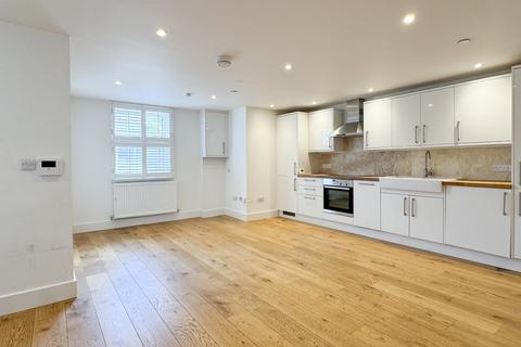 undefined, Thame, Oxfordshire, OX9