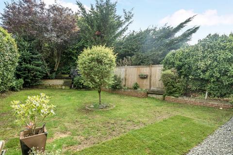 4 bedroom detached house for sale, 1 Farncombe Hill, Surrey GU7