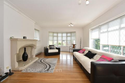 2 bedroom detached bungalow for sale, Fernside, Buckhurst Hill, Essex
