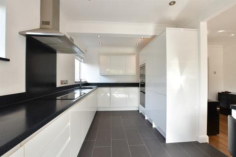 undefined, Fernside, Buckhurst Hill IG9