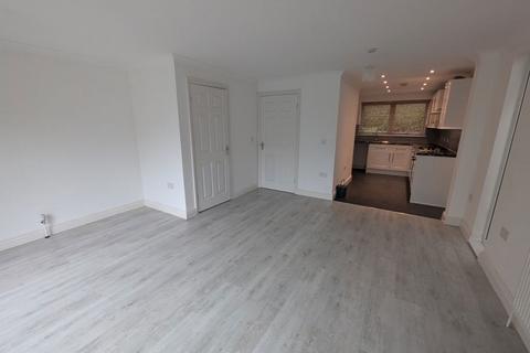3 bedroom house to rent, Long Orchard, Ryde