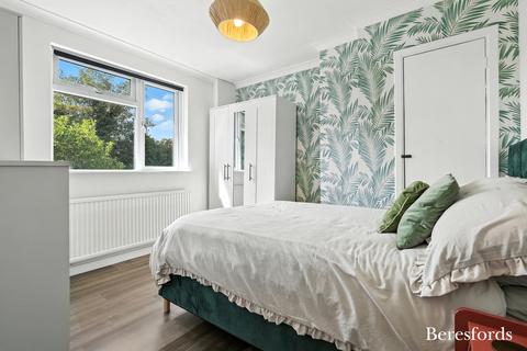 1 Firham Park Avenue, Romford, RM3 0SJ