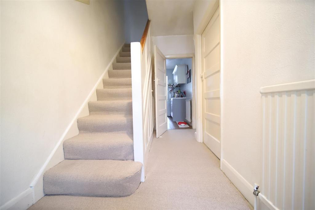 Hallway 2.JPG