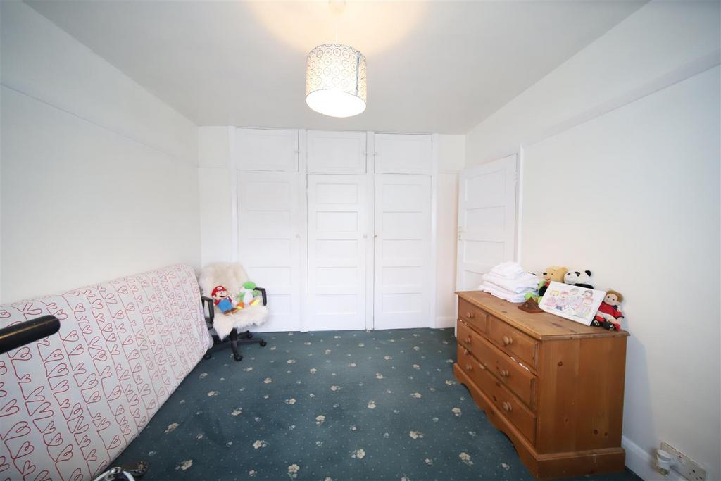 Bedroom 1-.JPG