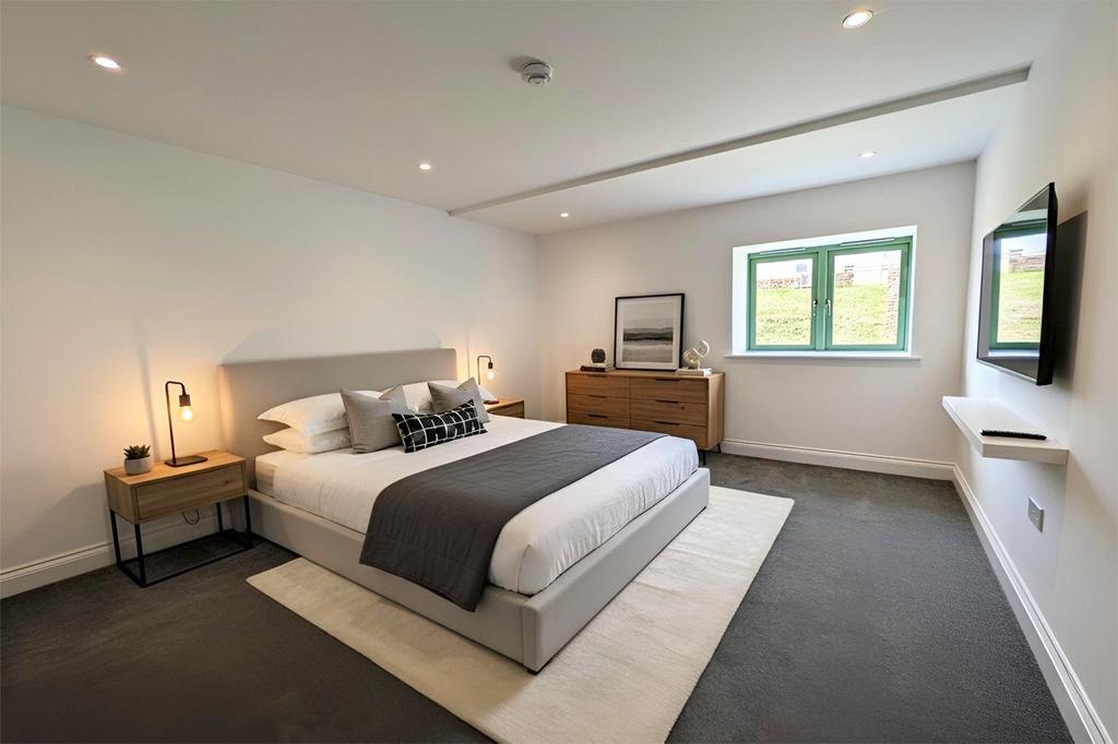 Bed 2 / Home Office