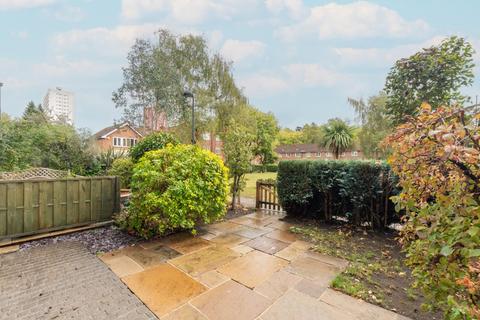 undefined, West Drive, West Midlands B5