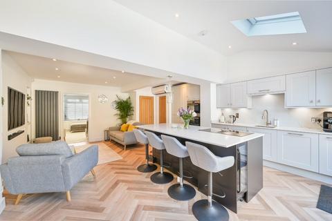 63 Chipstead Lane, Lower Kingswood, Tadworth, KT20 6RD