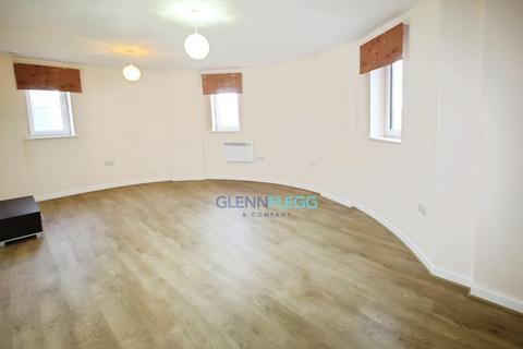2 bedroom flat to rent, THE JUNCTION, GRAYS PLACE, SLOUGH