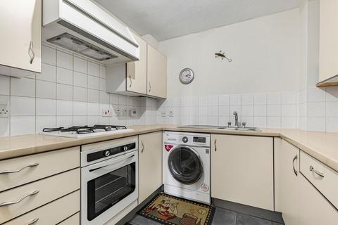 2 bedroom flat for sale, Orchid Gardens, Hounslow TW3