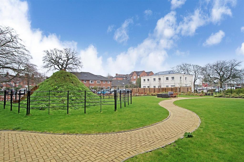 Gardens 2.jpg