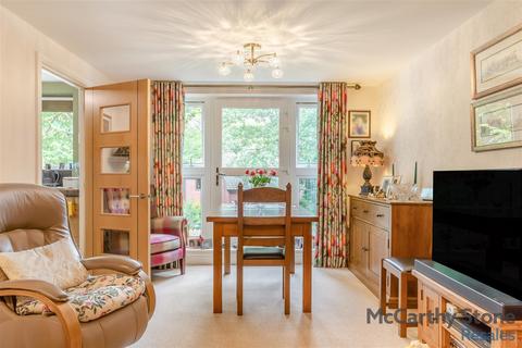 2 bedroom apartment for sale, Humphrey Court, The Oval, Stafford