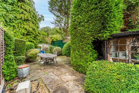undefined, Railway Cottages, Bricket Wood AL2