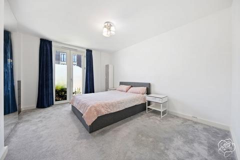 1 bedroom ground floor flat for sale, 13 Derny Avenue, Stratford E20