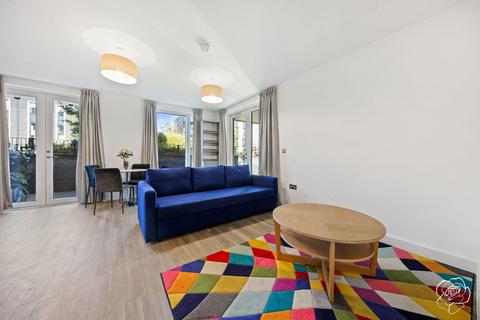 1 bedroom ground floor flat for sale, 13 Derny Avenue, Stratford E20