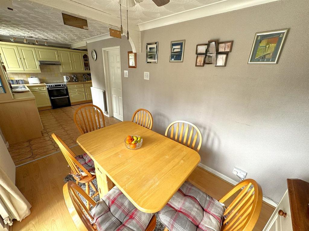 Thumbnail image5.jpg