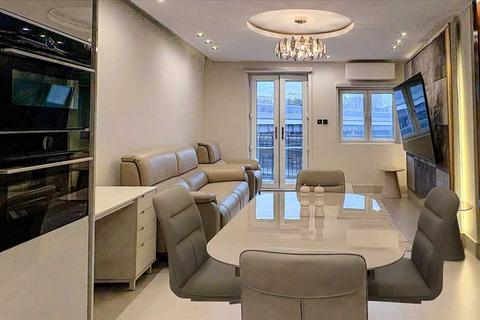 2 bedroom apartment for sale, London NW1