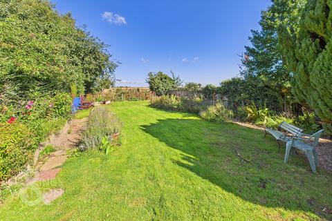 2 bedroom cottage for sale, Squires Road, Halvergate, Norwich
