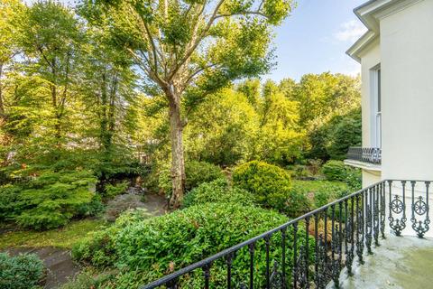 1 bedroom flat for sale, Holland Park, Holland Park, London, W11