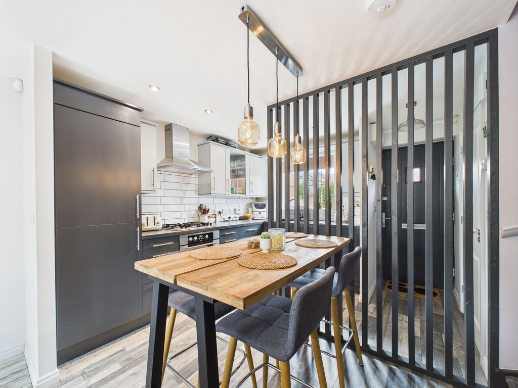 Dining/Kitchen Area