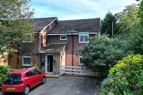 2 bedroom flat for sale, Vale Road, Hawkhurst, Cranbrook, TN18 4DH