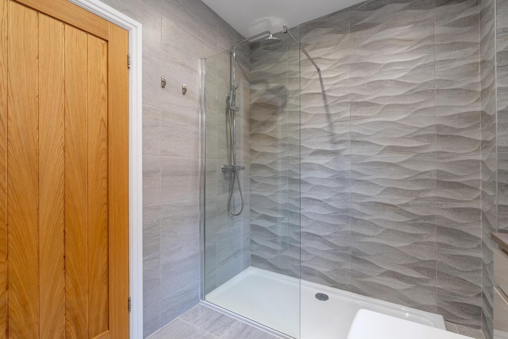 Master En-Suite