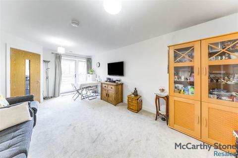 undefined, Hindhead Knoll, Walnut Tree, Milton Keynes