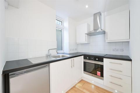 undefined, East Street, Epsom