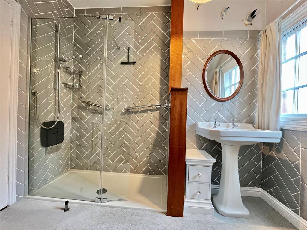 Shower Room - additional image.jpg