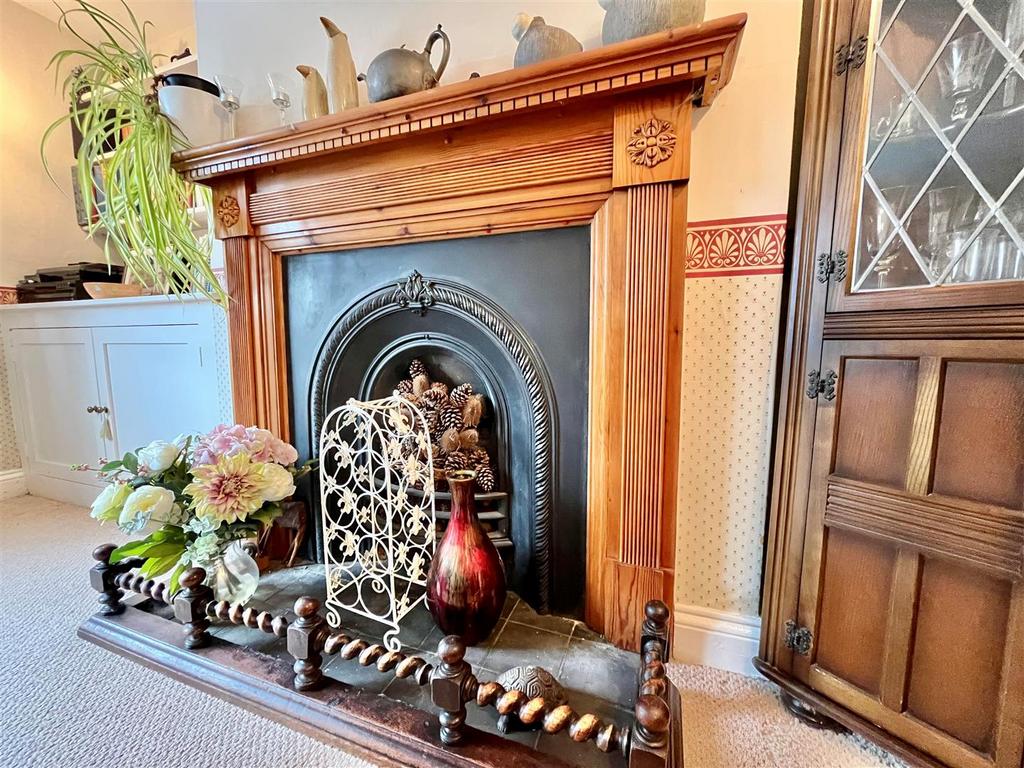 Dining Room - Fireplace.jpg