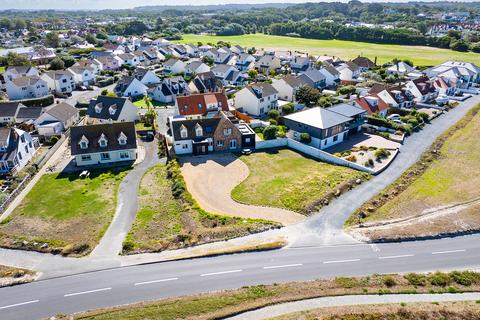 Rue de la Saline, Castel, Guernsey, GY5