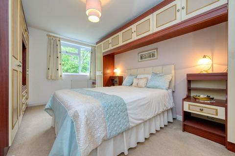 3 bedroom link detached house for sale, Abingdon Drive, Reading RG4