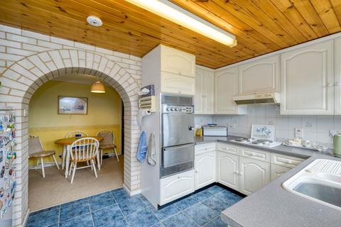 3 bedroom link detached house for sale, Abingdon Drive, Reading RG4