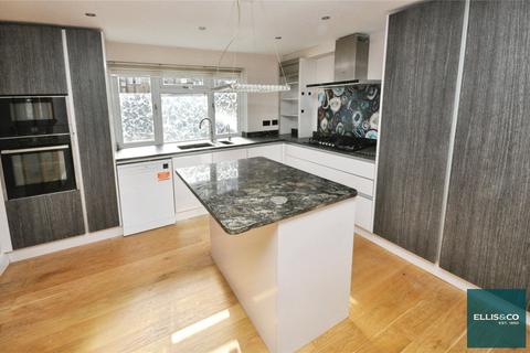 undefined, Moat Crescent, Finchley, N3