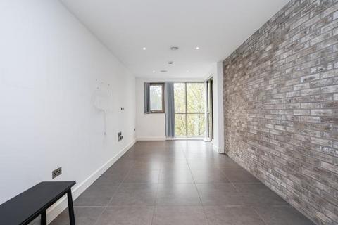 1 bedroom flat for sale, White Post Lane, London, E9