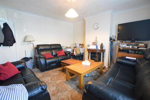 undefined, Norfolk Avenue, Slough