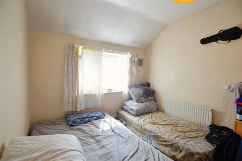 undefined, Norfolk Avenue, Slough