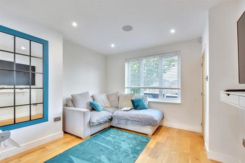 3 bedroom semi-detached house for sale, Oxford Street, Carlton, Nottingham