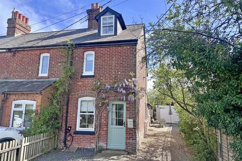 3 bedroom end of terrace house for sale, Witley