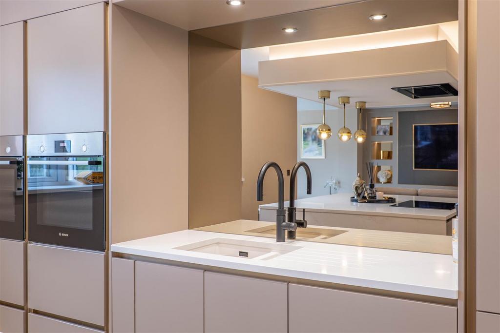Kitchen/Family Room